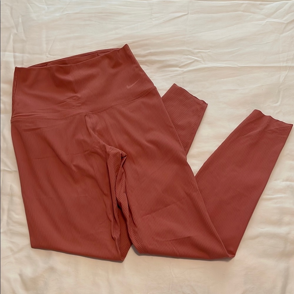 High-Waisted Nike Salmon-Colored Leggings